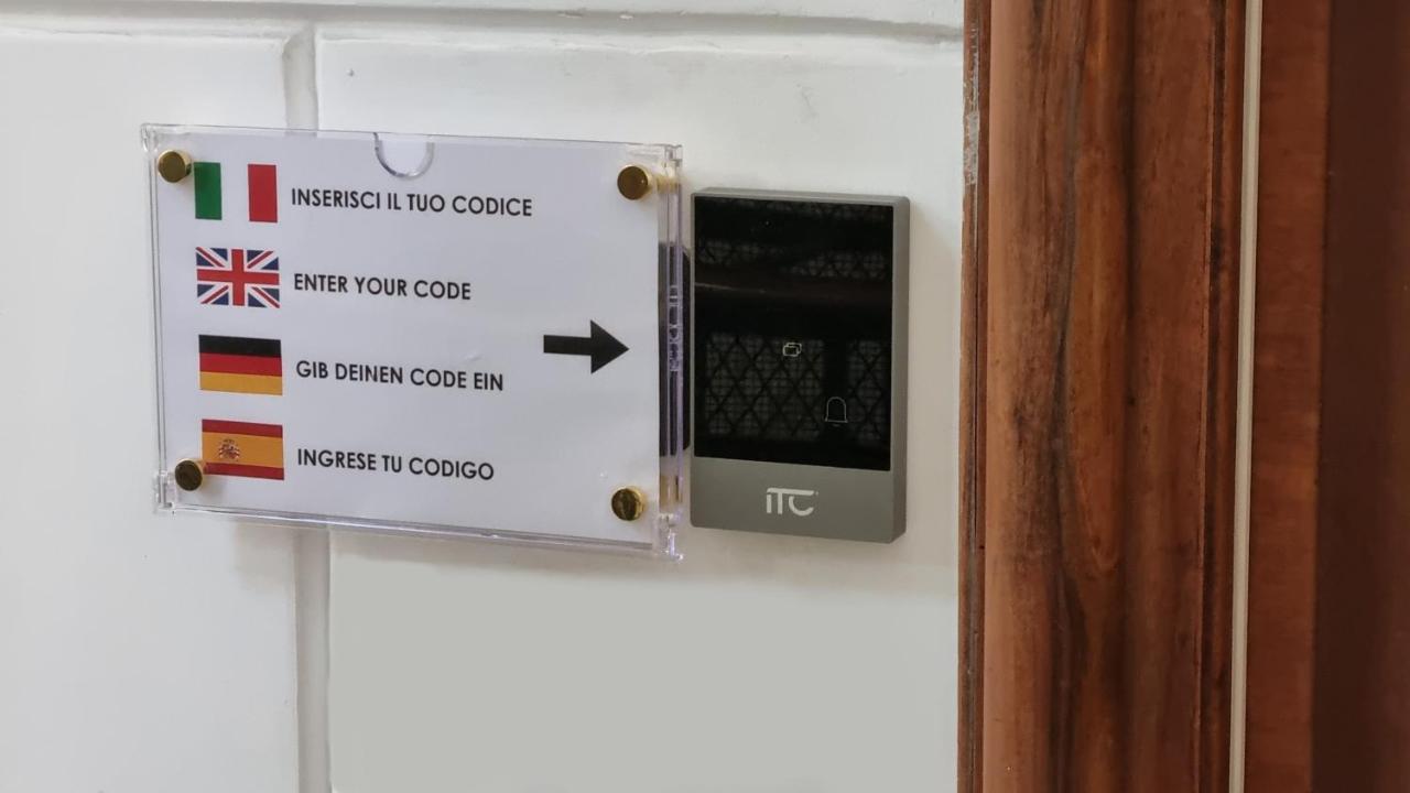 Lagi Suites Наполи Екстериор снимка